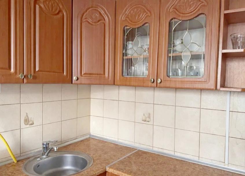 Квартира, 1-кімн., Харьков, 3 Северная Салтовка, Гвардейцев Широнинцев