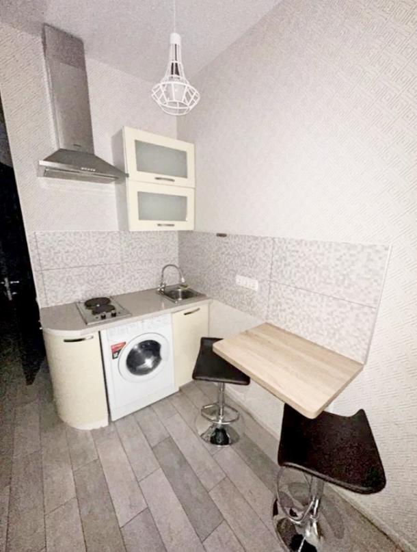 Гостинка, Харьков, Защитников Украины метро, Фесенковская