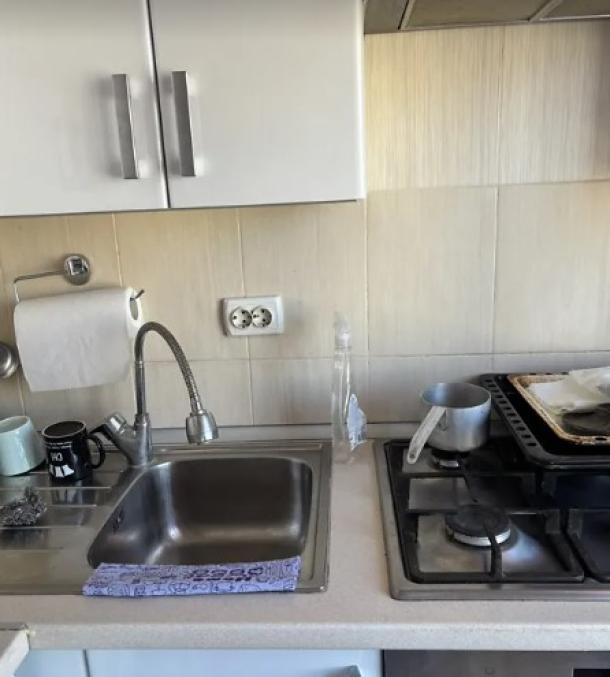 Квартира, 3-кімн., Харьков, Павлово Поле, Старицкого