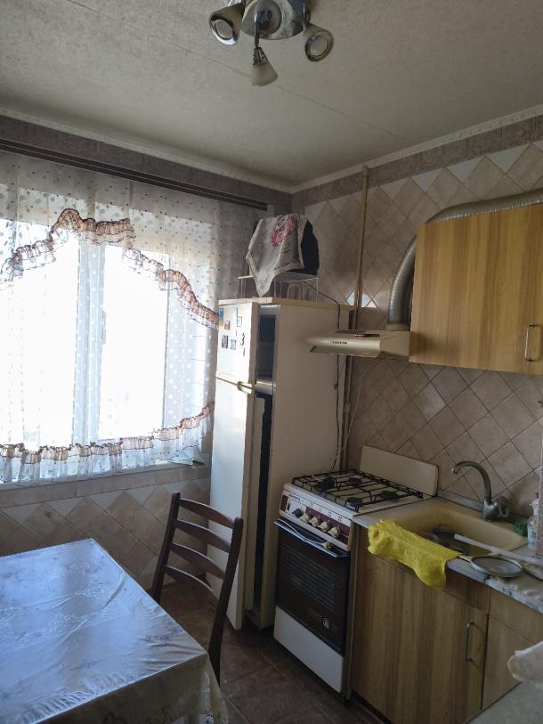 Квартира, 2-кімн., Чугуев, Чугуевский район, Харьковская