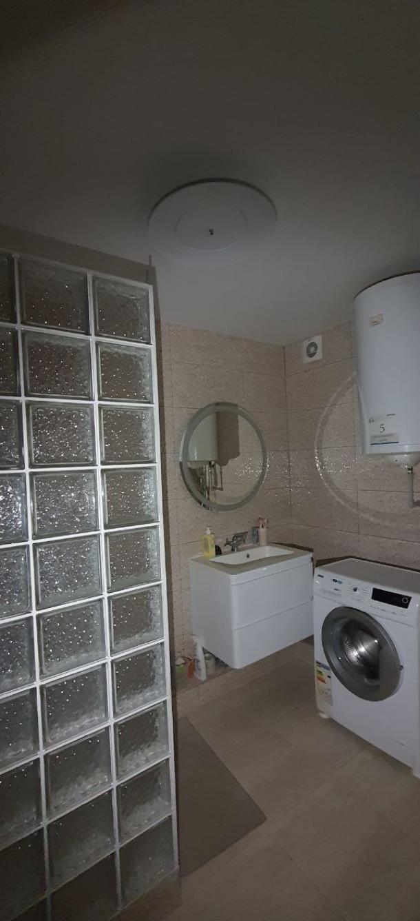 Квартира, 2-кімн., Змиев, Чугуевский район, Соколовская