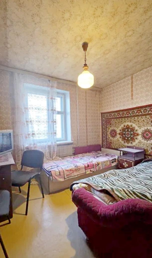 Квартира, 3-кімн., Харьков, Спортивная метро, Братьев Гипиков (Оренбургская)