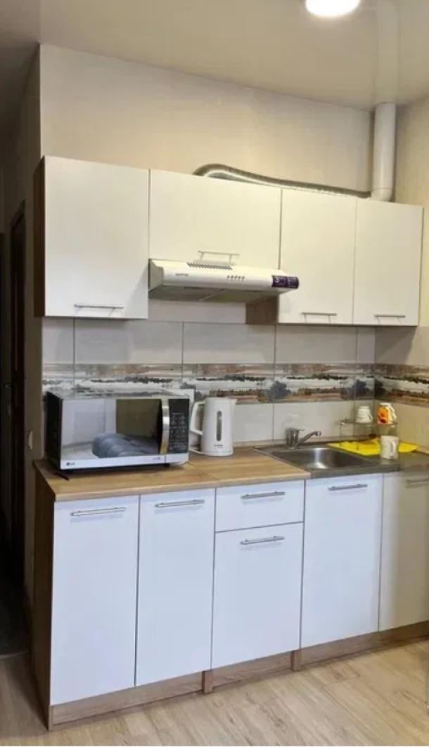 Гостинка, Харьков, Старая Салтовка, Академиков Ахиезеров