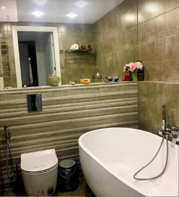 Квартира, 3-кімн., Харьков, Спортивная метро, Лебединская