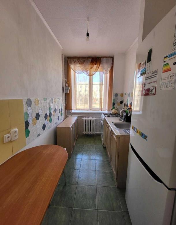 Квартира, 3-кімн., Харьков, Восточный, Михаила Комарова (Тархова)