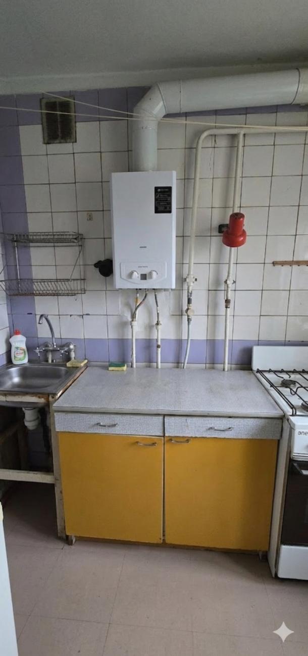 Квартира, 1-кімн., Харьков, Павлово Поле, 23 Августа