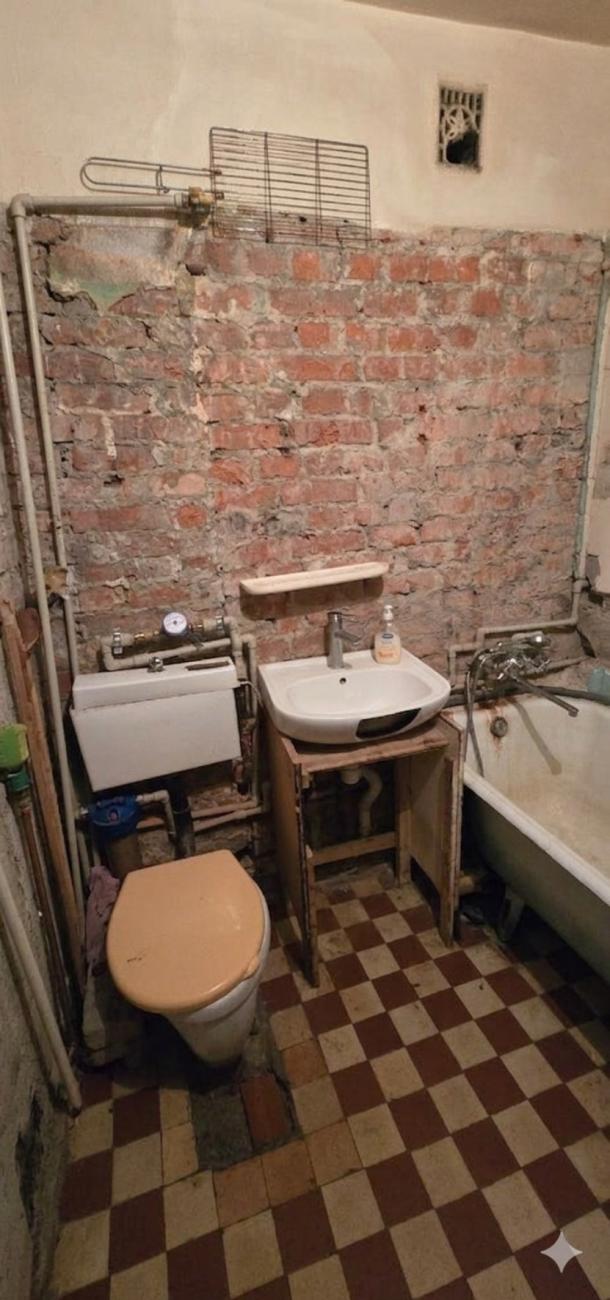 Квартира, 1-кімн., Харьков, Павлово Поле, 23 Августа