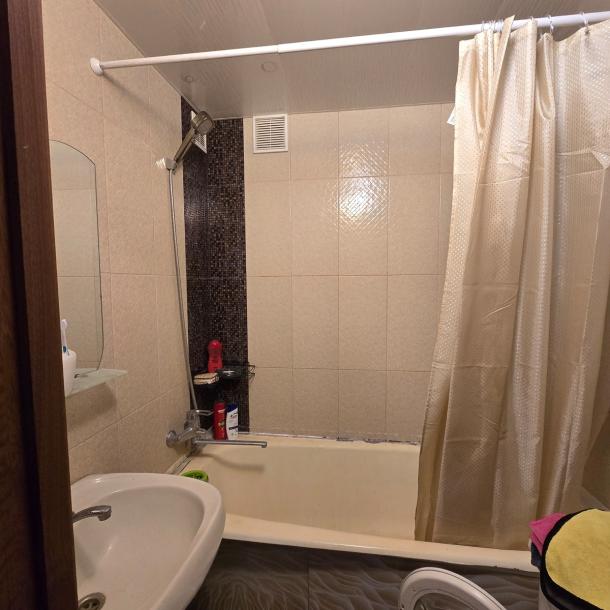 Квартира, 2-кімн., Харьков, Рогань жилмассив, 92-й бригады (Грицевца)