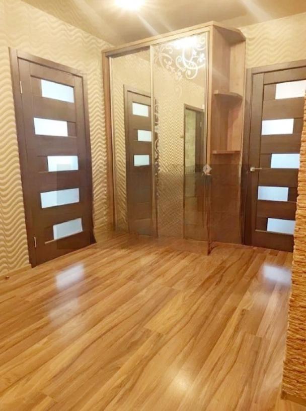 Квартира, 4-кімн., Харьков, Северная Салтовка, Гвардейцев Широнинцев