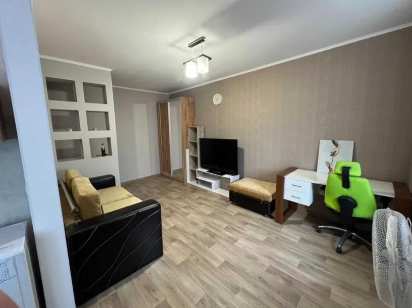 Квартира, 1-кімн., Харьков, Алексеевка, Победы пр.