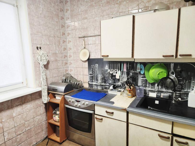 Квартира, 3-кімн., Харьков, 1 Северная Салтовка, Соборности Украины (Дружбы Народов)