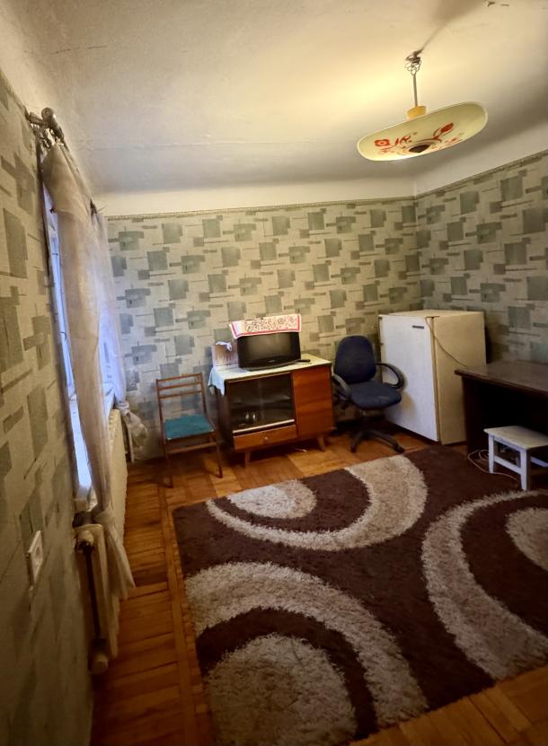 Квартира, 3-кімн., Харьков, Новые Дома, Байрона пр. (Героев Сталинграда пр.)