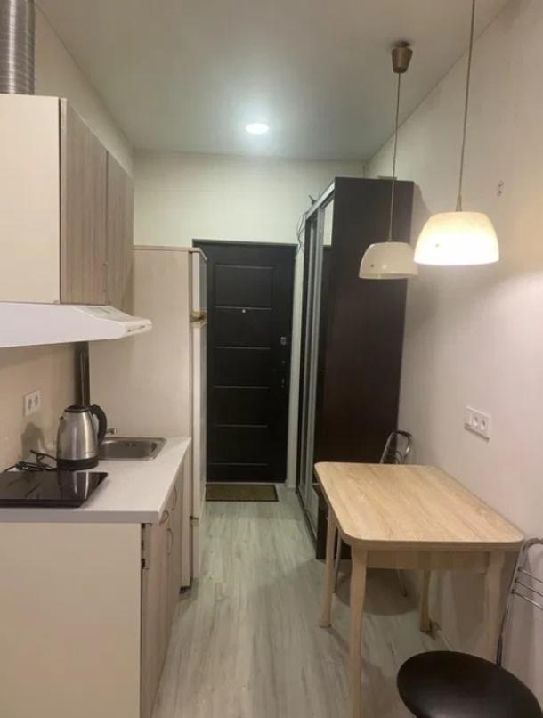 Гостинка, Харьков, Защитников Украины метро, Богдана Хмельницкого