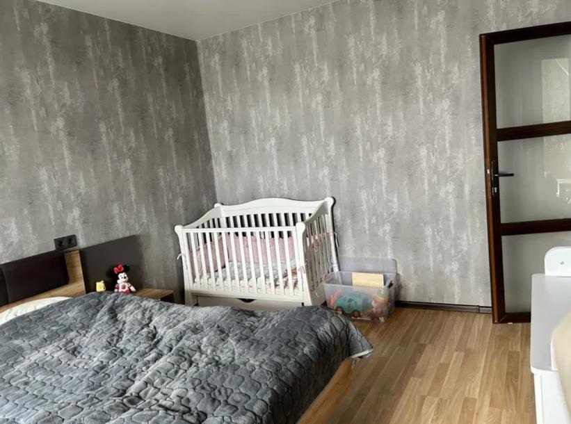 Квартира, 2-кімн., Харьков, 626м/р, Единства (Краснодарская)