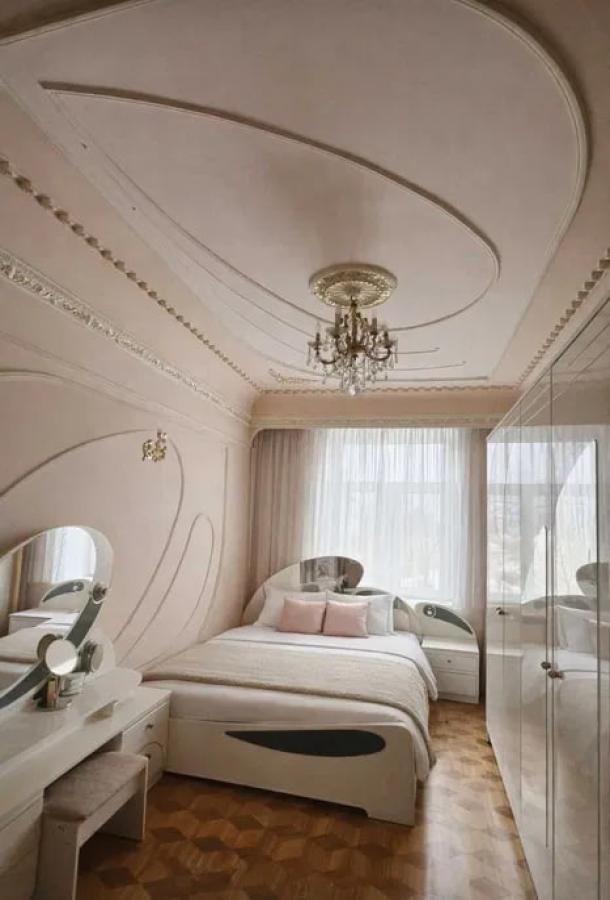 Квартира, 3-кімн., Харьков, Госпром, Данилевского