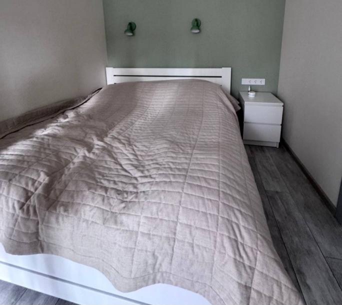 Квартира, 3-кімн., Харьков, Павлово Поле, 23 Августа