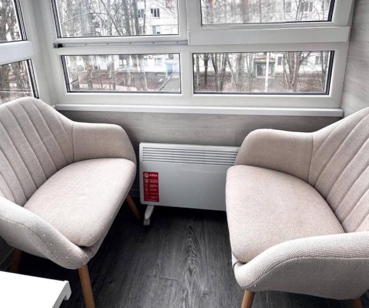 Квартира, 3-кімн., Харьков, Павлово Поле, 23 Августа