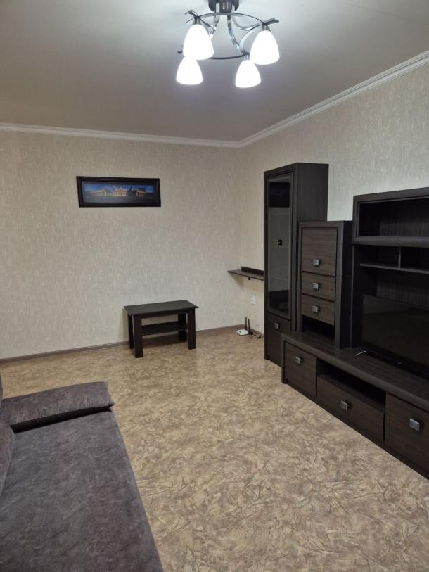 Квартира, 1-кімн., Харьков, 522м/р, Валентиновская