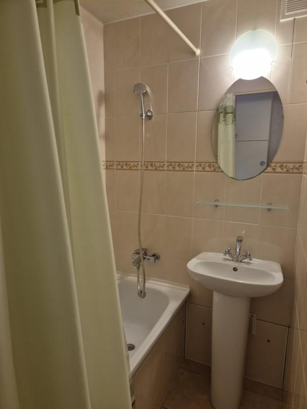 Квартира, 1-кімн., Харьков, 522м/р, Валентиновская