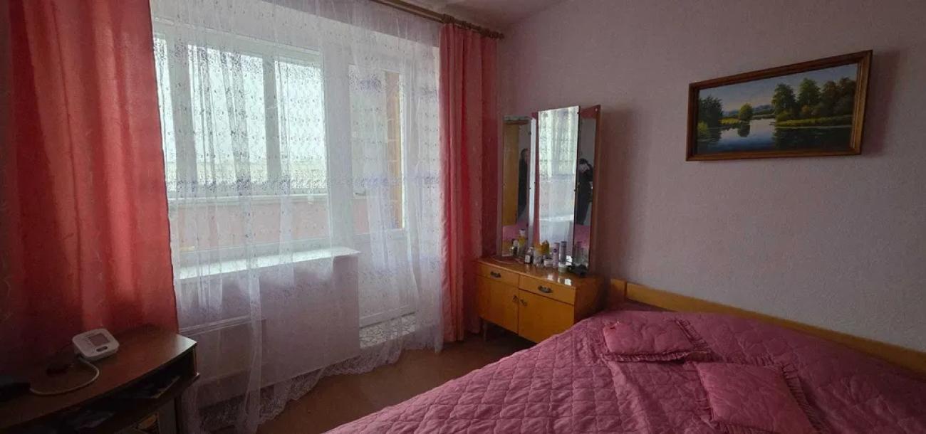 Квартира, 3-кімн., Харьков, Горизонт, Героев Харькова пр-т