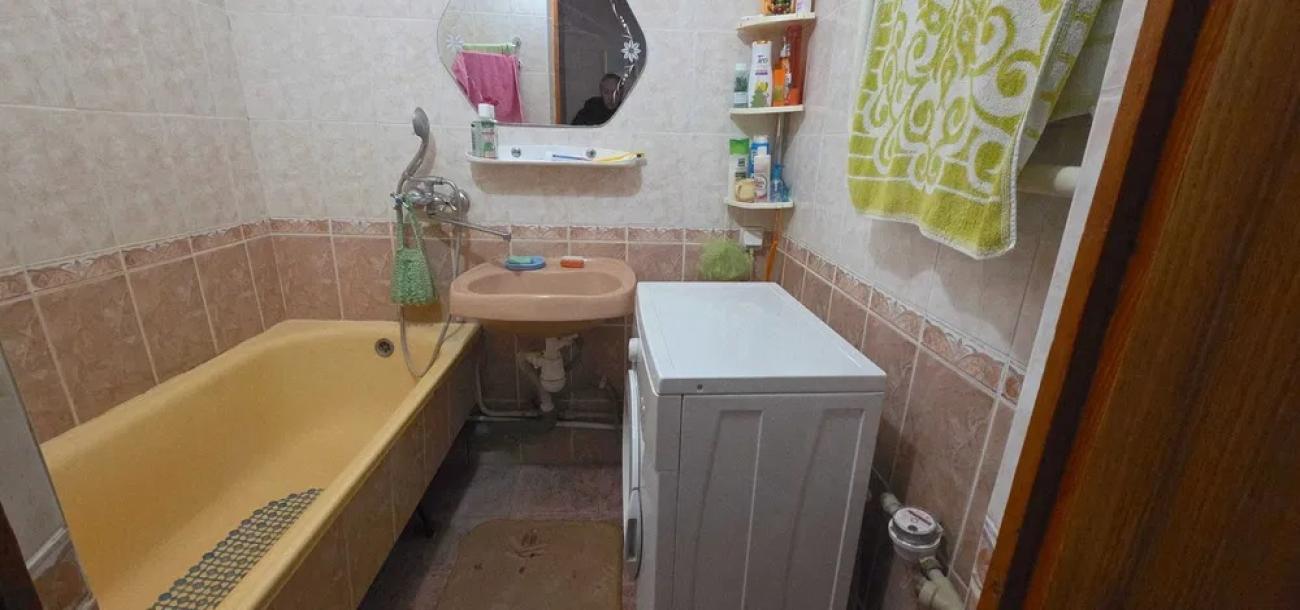 Квартира, 3-кімн., Харьков, Горизонт, Героев Харькова пр-т