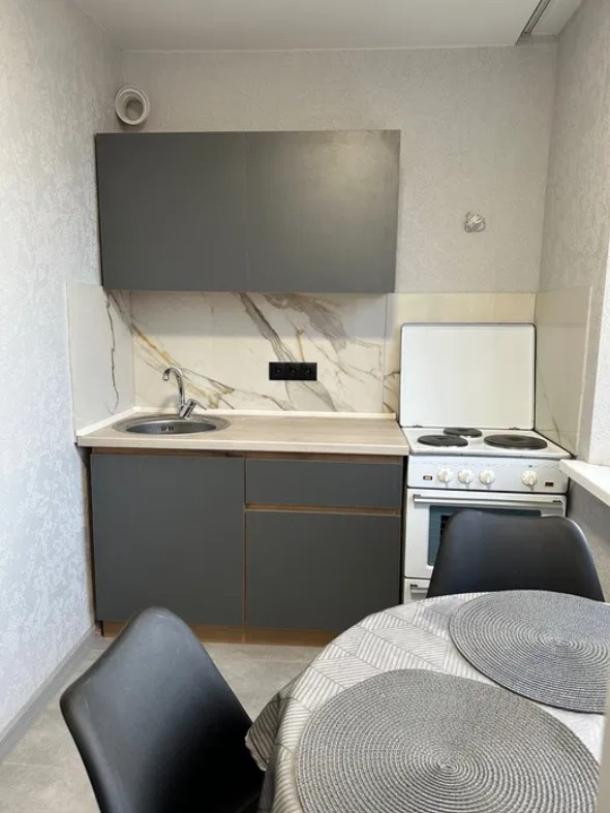 Квартира, 2-кімн., Харьков, Алексеевка, Победы пр.