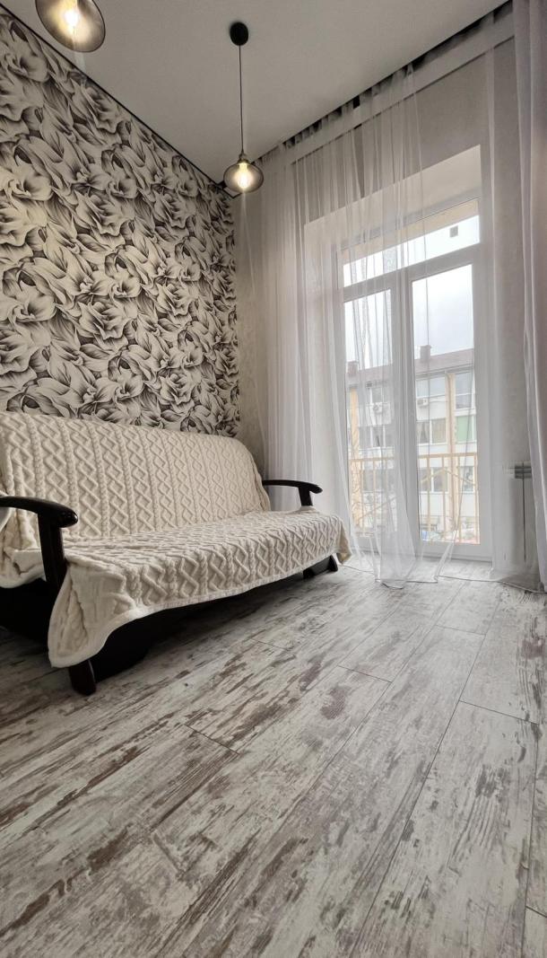 Гостинка, Харьков, Старая Салтовка, Академиков Ахиезеров