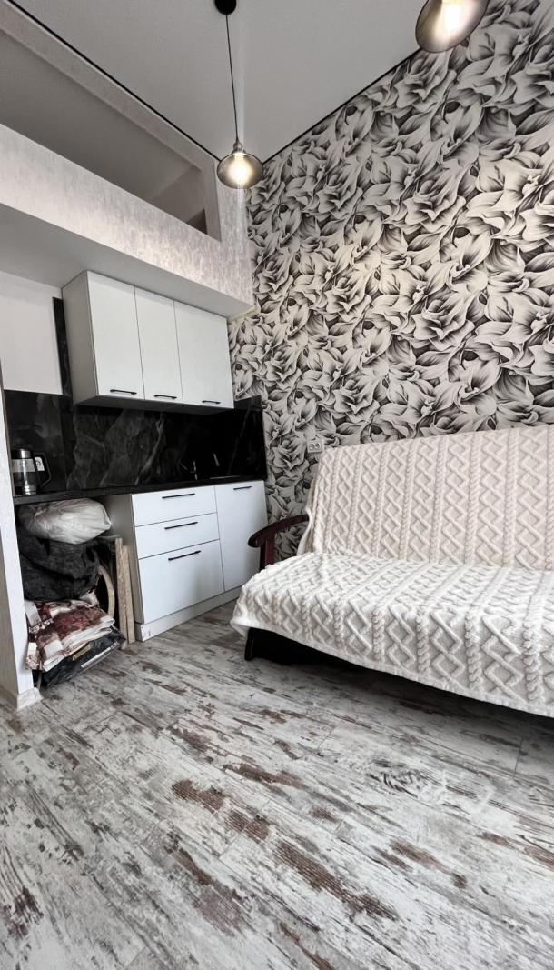 Гостинка, Харьков, Старая Салтовка, Академиков Ахиезеров