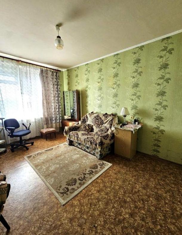 Квартира, 3-кімн., Харьков, 605м/р, Тракторостроителей просп.