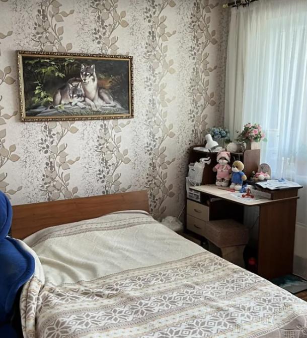 Квартира, 3-кімн., Харьков, 626м/р, Солнечная (Красноармейская, Кирова, Октябрьская, Совхозная)