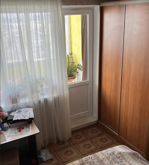 Квартира, 3-кімн., Харьков, 626м/р, Солнечная (Красноармейская, Кирова, Октябрьская, Совхозная)