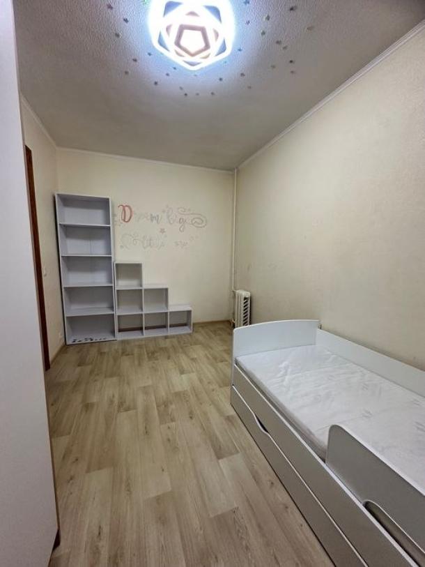 Квартира, 2-кімн., Харьков, Павлово Поле, Шекспира пер.