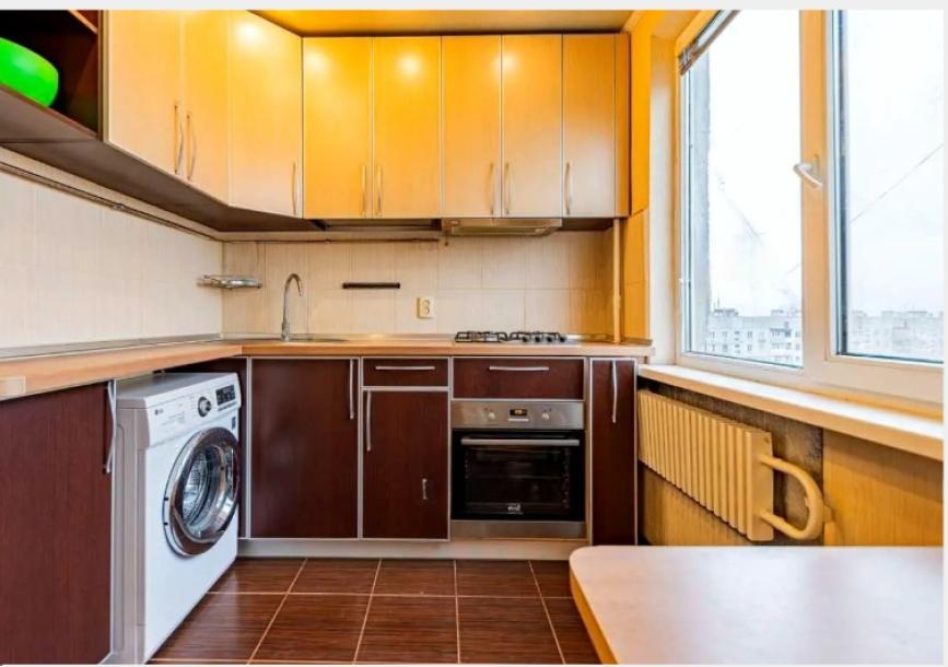 Квартира, 3-кімн., Харьков, 531м/р, Тракторостроителей просп.