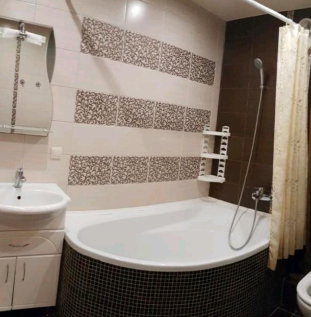 Квартира, 3-кімн., Харьков, 531м/р, Тракторостроителей просп.