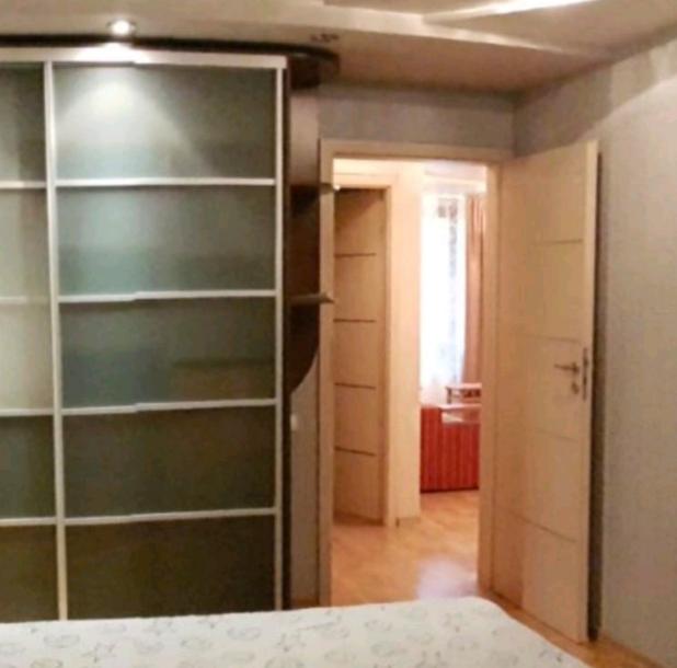 Квартира, 3-кімн., Харьков, 531м/р, Тракторостроителей просп.