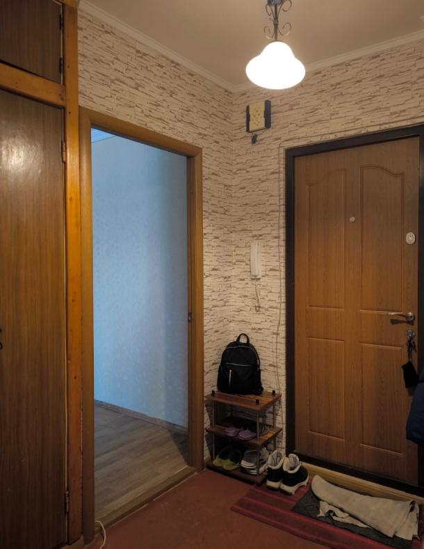 Квартира, 2-кімн., Харьков, 606м/р, Тракторостроителей просп.