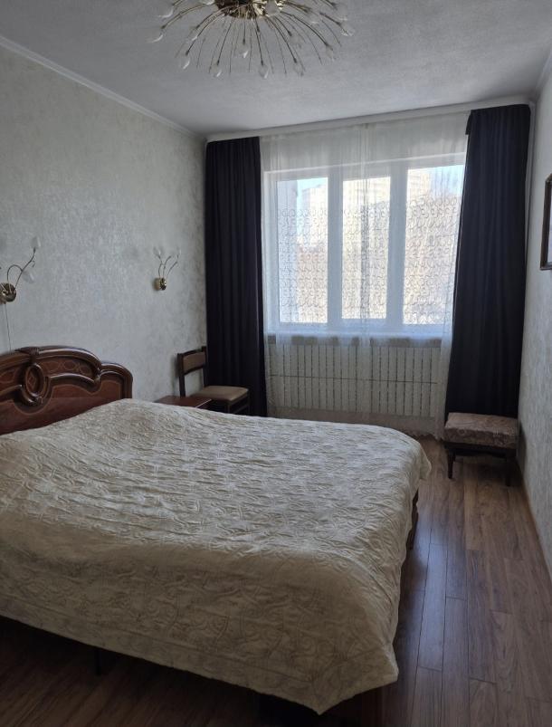 Квартира, 3-кімн., Харьков, 535Ам/р, Владислава Зубенко (Тимуровцев)