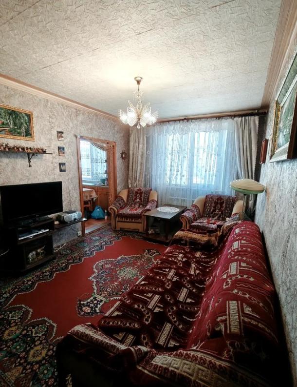 Квартира, 3-кімн., Харьков, Песочин, Свободы