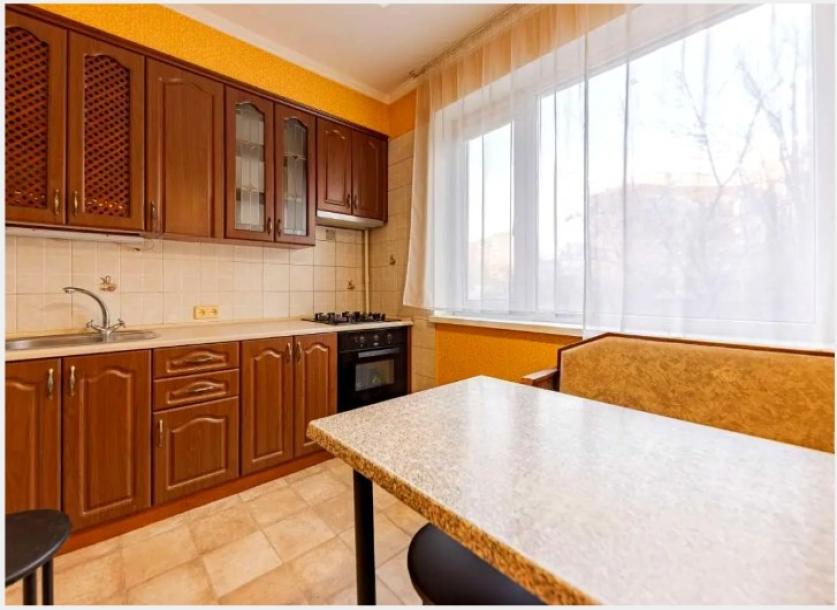 Квартира, 2-кімн., Харьков, Сосновая горка, Клочковская