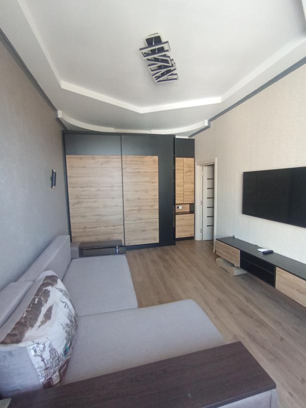 Квартира, 2-кімн., Харьков, Завод Малышева метро, Героев Харькова пр-т