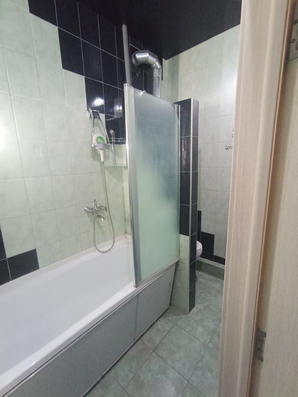 Квартира, 2-кімн., Харьков, Завод Малышева метро, Героев Харькова пр-т