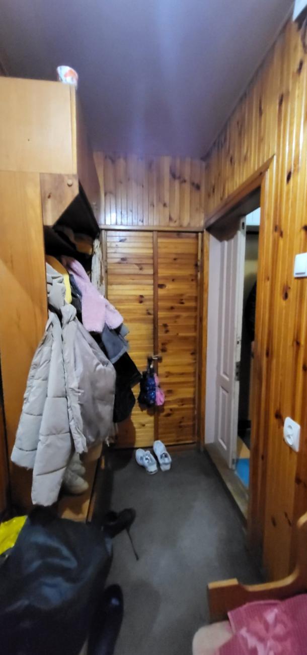 Квартира, 3-кімн., Харьков, 608м/р, Непокоренных (Героев Труда)