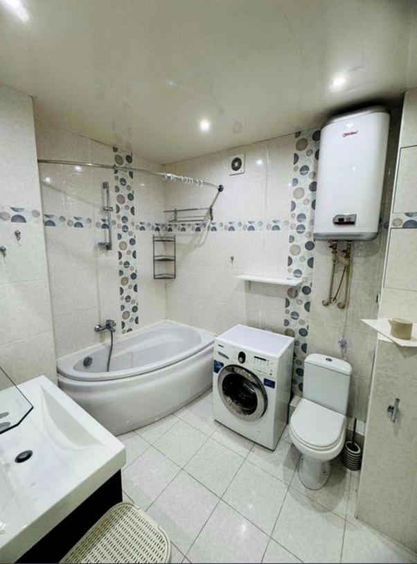 Квартира, 2-кімн., Харьков, 1 Северная Салтовка, Родниковая (Красного милиционера, Кирова)