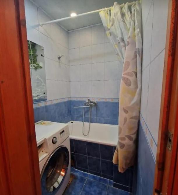 Квартира, 3-кімн., Харьков, Спортивная метро, Аэрокосмический просп. (Гагарина проспект)