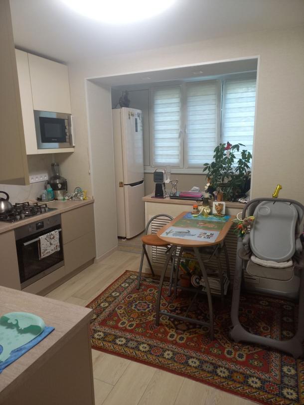 Квартира, 1-кімн., Харьков, Алексеевка, Победы пр.