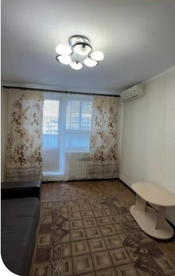 Квартира, 1-кімн., Харьков, 606м/р, Валентиновская