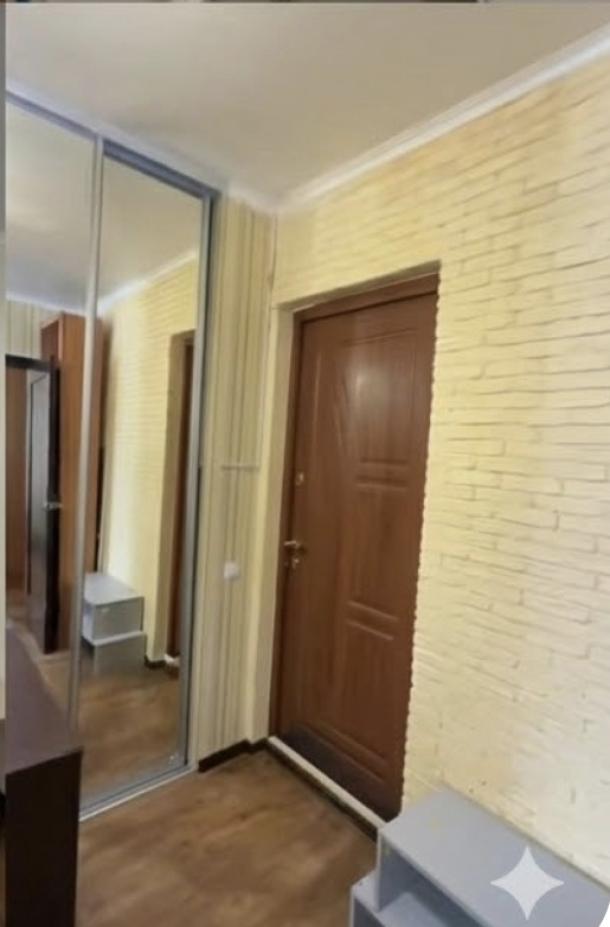 Квартира, 1-кімн., Харьков, 606м/р, Валентиновская