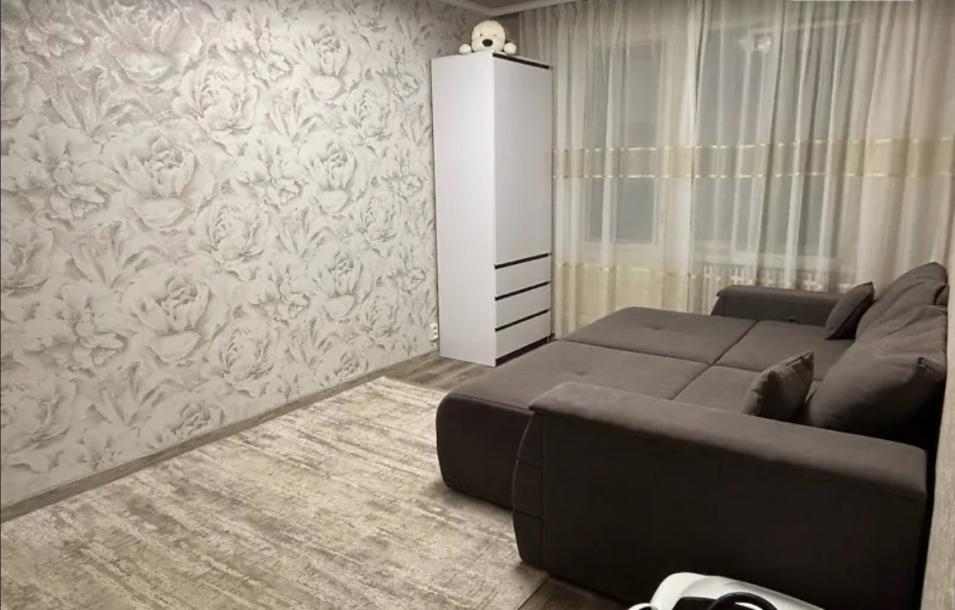 Квартира, 1-кімн., Харьков, Алексеевка, Победы пр.