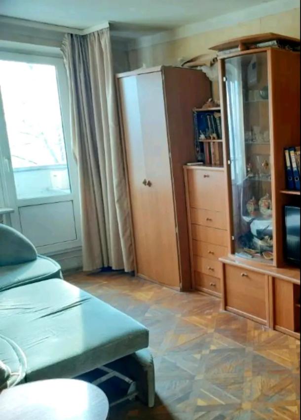 Квартира, 2-кімн., Харьков, 626м/р, Единства (Краснодарская)