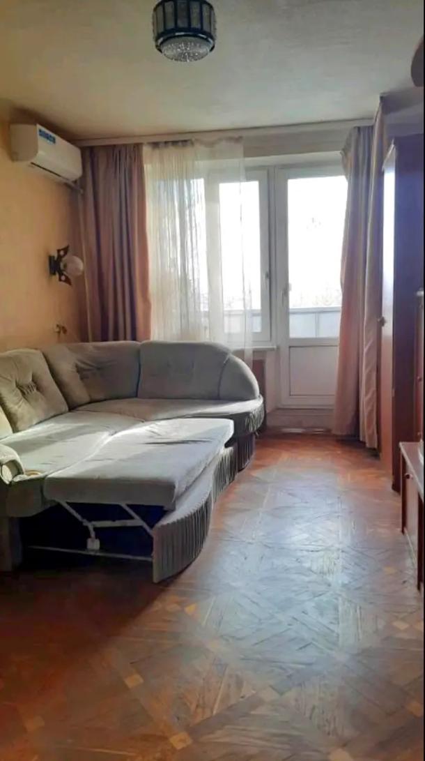 Квартира, 2-кімн., Харьков, 626м/р, Единства (Краснодарская)